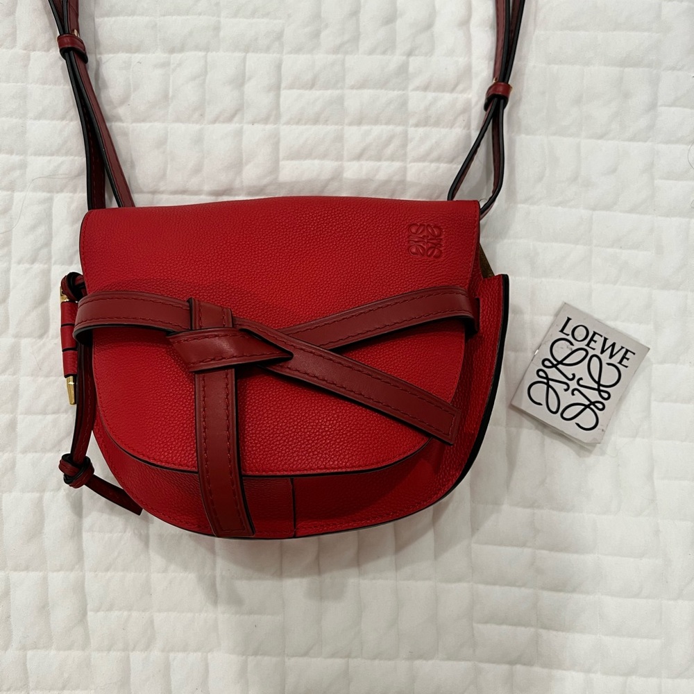 Loewe Small gate bag-Red
